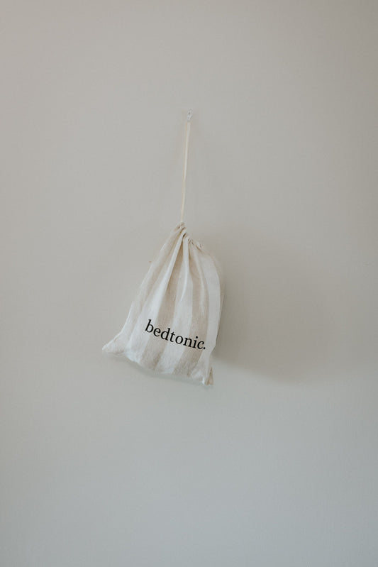 PAIRE DE TAIES D'OREILLER EN LIN EUROPÉEN EFFILOCHÉ À LA MAIN - RAYURES NATURELLES 