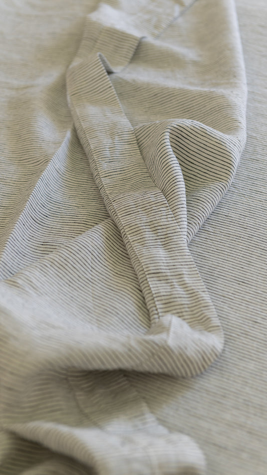 DRAP PLAT EN LIN EUROPÉEN - RAYURES À L'ENCRE