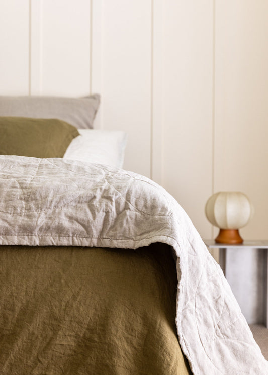 COUVERTURE EN LIN À PÂTES CIRCULAIRES - TISSAGE NATUREL