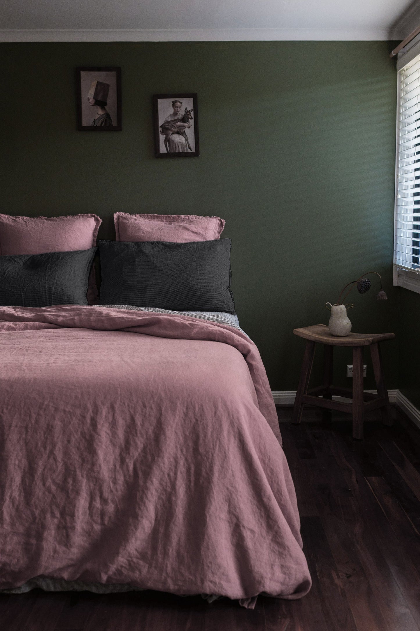 PAIRE DE TAIES D'OREILLER EN LIN EUROPÉEN EFFILOCHÉ À LA MAIN - ROSE FOYER