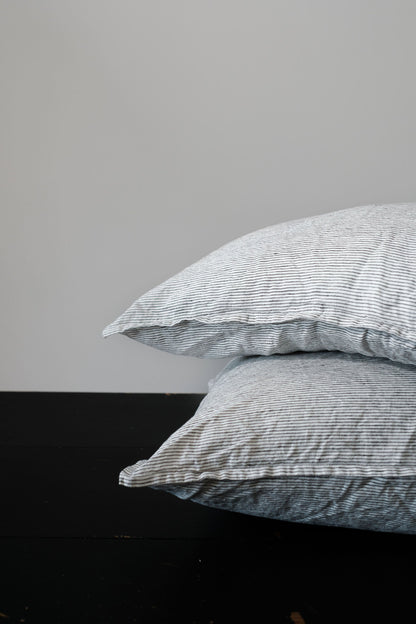 PAIRE DE TAIES D'OREILLER EN LIN STANDARD - RAYURES À L'ENCRE