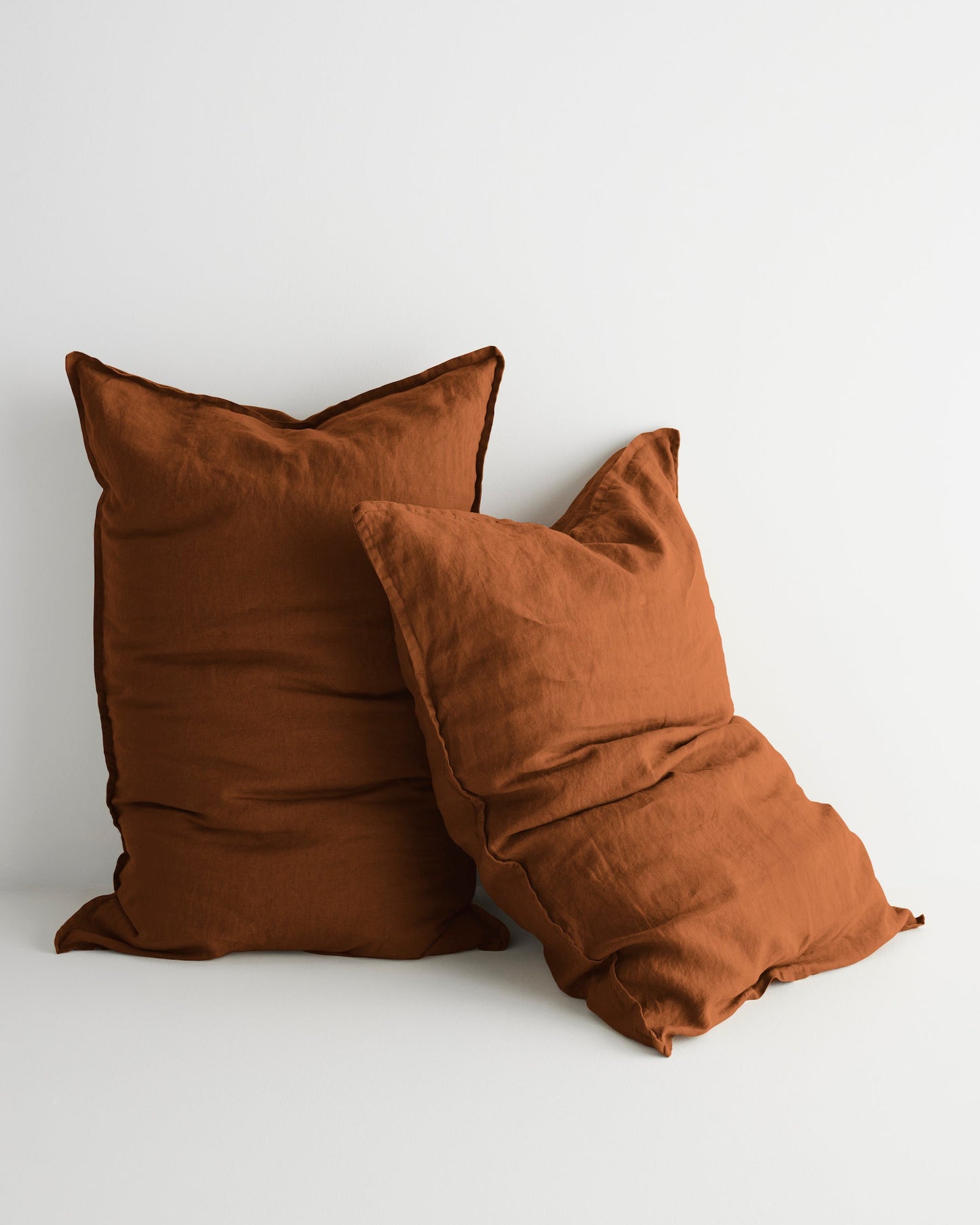 PAIRE DE TAIES D'OREILLER STANDARD EN LIN - TERRE CUITE 